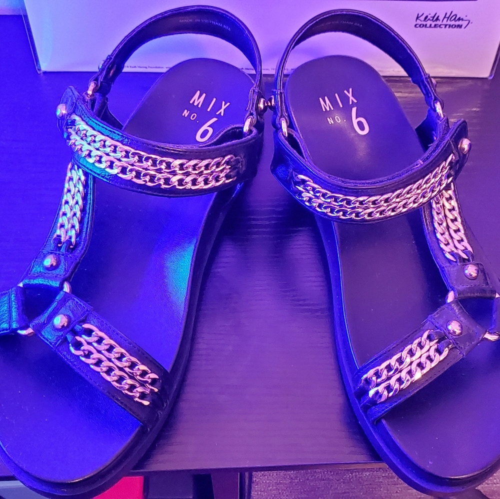 Mix No. 6 Black Sandals w/ Velcro Chain Straps